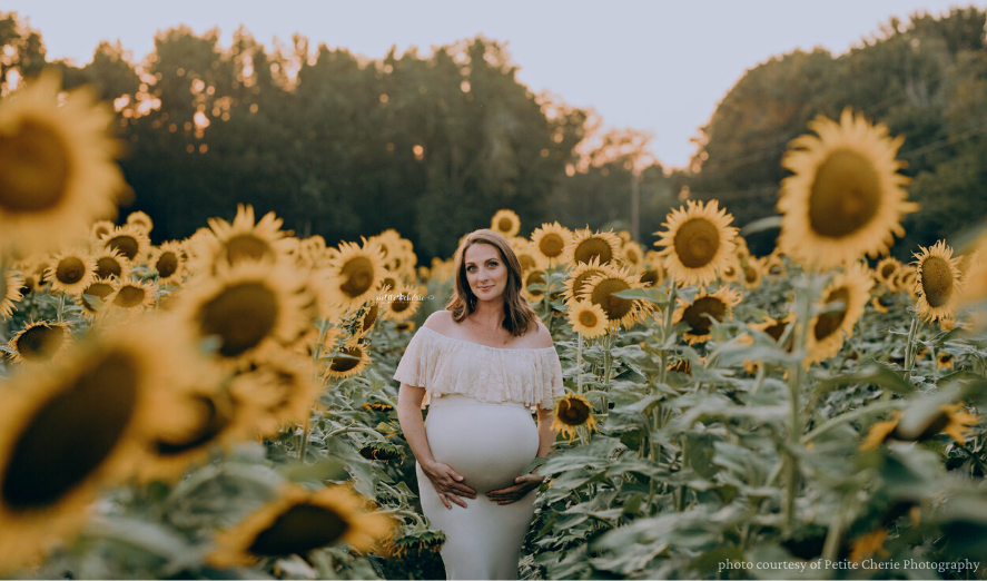 Creative Maternity Photoshoot Ideas | Inspiration for pregnancy photos including poses, locations, outfits and more.
